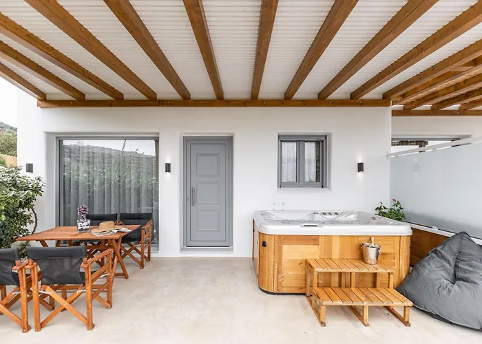 The Diamonds Of Naxos - Aggidia * Agkidia