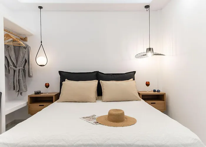 The Diamonds Of Naxos - Aggidia Appartement