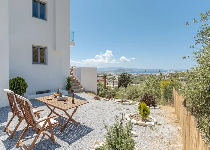 The Diamonds Of Naxos - Aggidia Agkidia